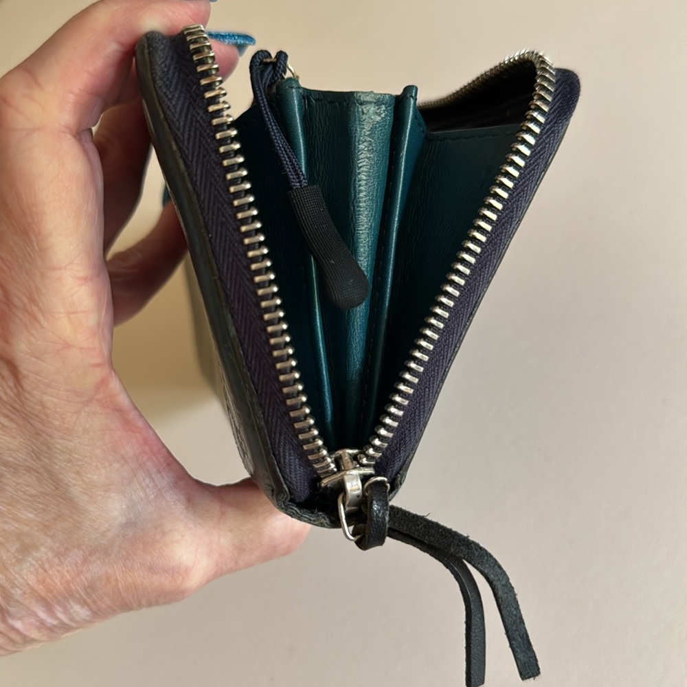 GUCCI Mistral Micro Guccissima zip around wallet. Leather. Black with turquoise - Picture 10 of 12